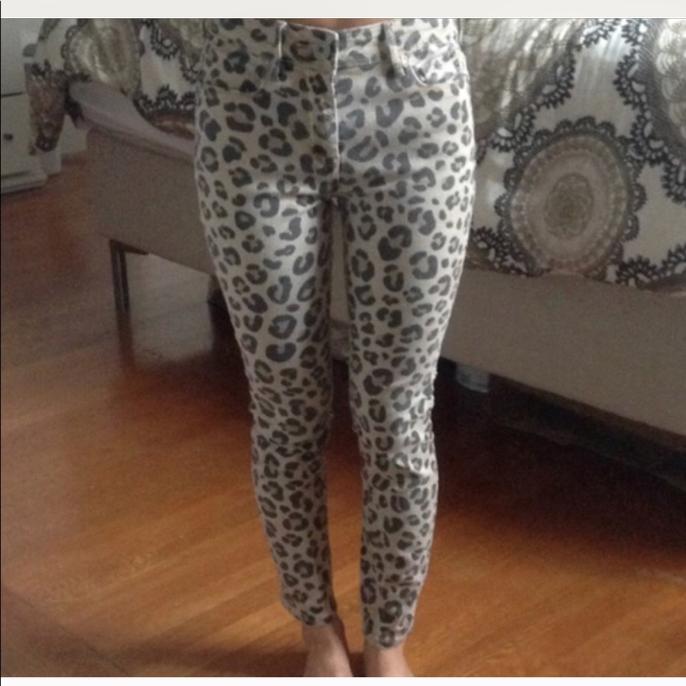 Skinny leopard jeans